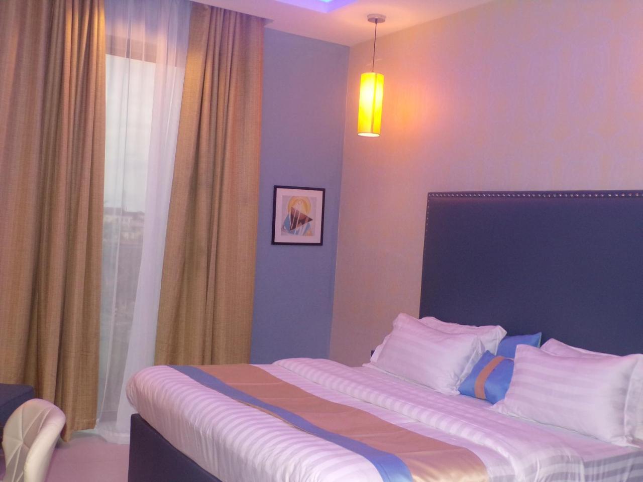 The Mayhill Lekki Exteriör bild