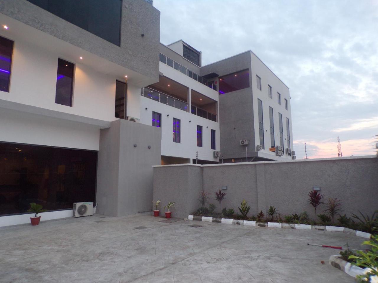 The Mayhill Lekki Exteriör bild