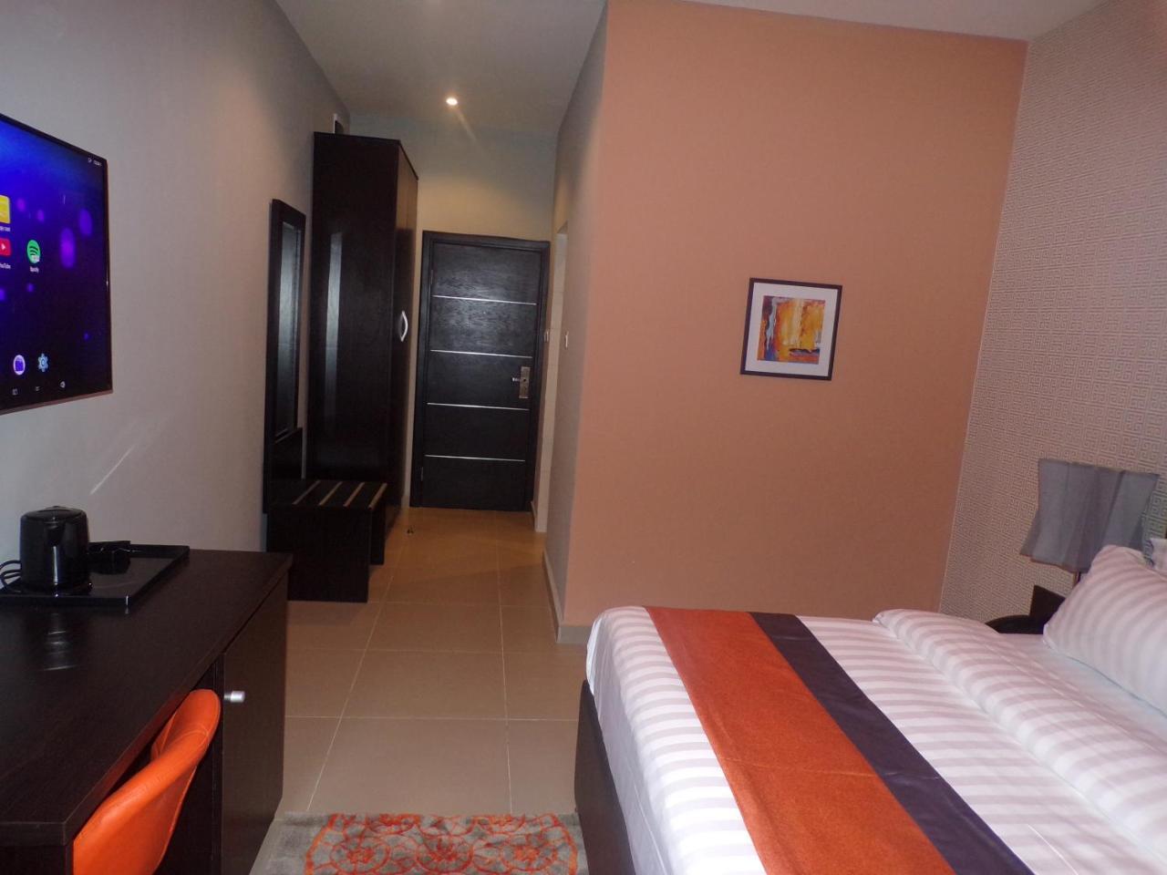 The Mayhill Lekki Exteriör bild