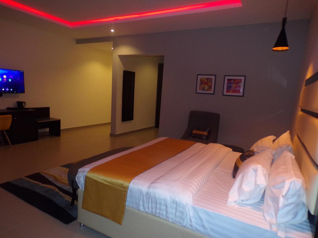 The Mayhill Lekki Exteriör bild
