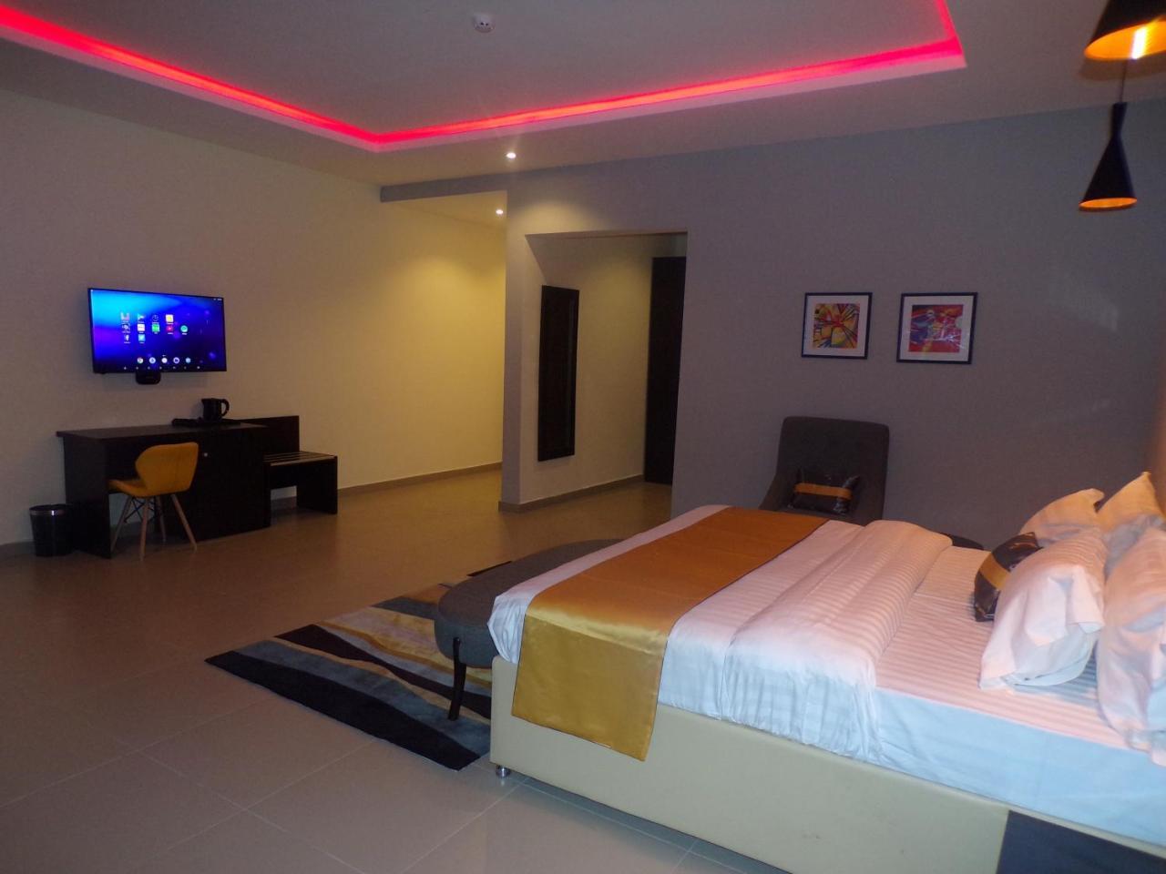 The Mayhill Lekki Exteriör bild